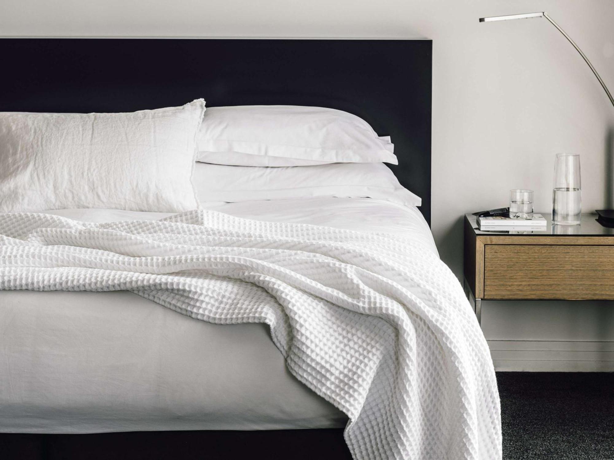The Como Melbourne Kültér fotó Waffle pique bed linen